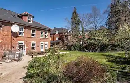 Exterior image of Bagshot Park care home in Bagshot